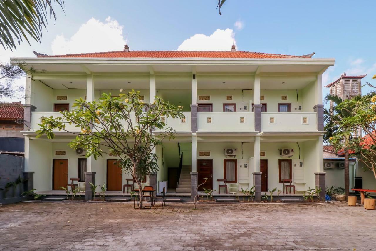 Oyo 1445 Jimbaran 12 Residence Exterior photo