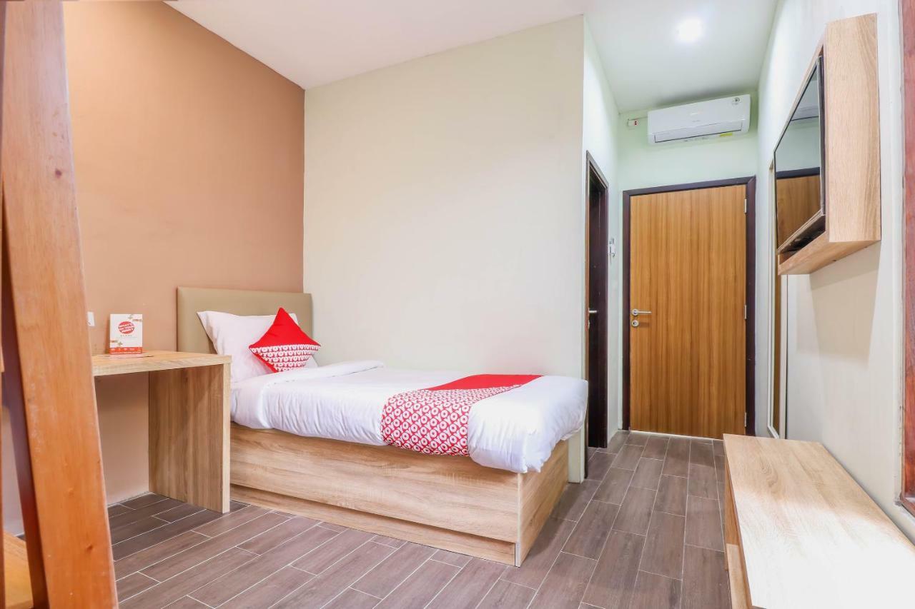 Oyo 1445 Jimbaran 12 Residence Exterior photo